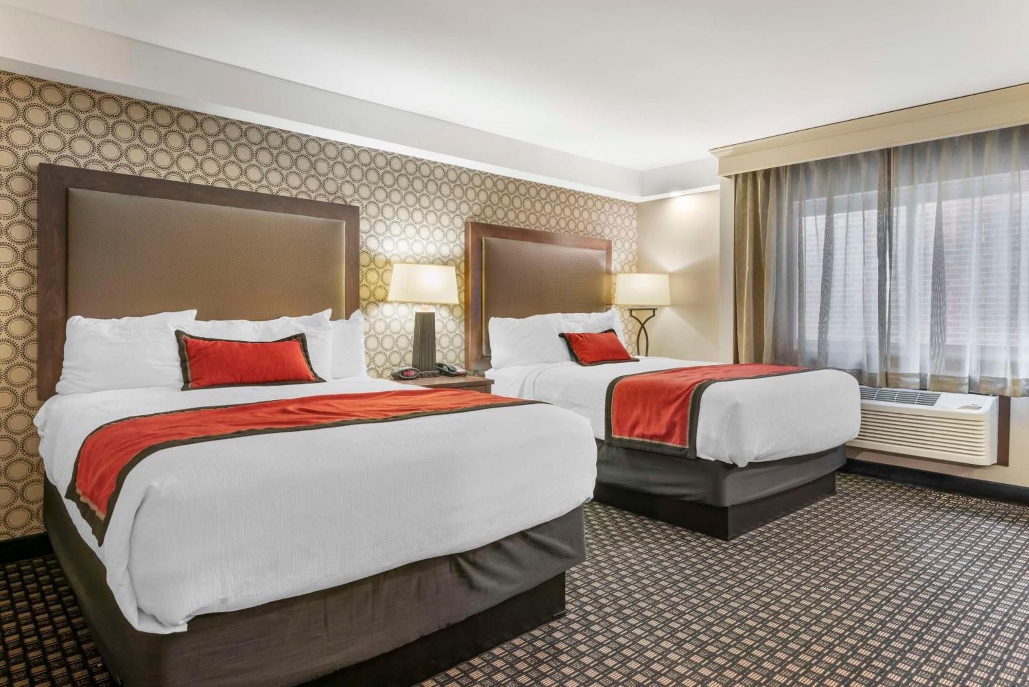 Best Western Plus Ramkota Hotel Sioux Falls Exterior photo