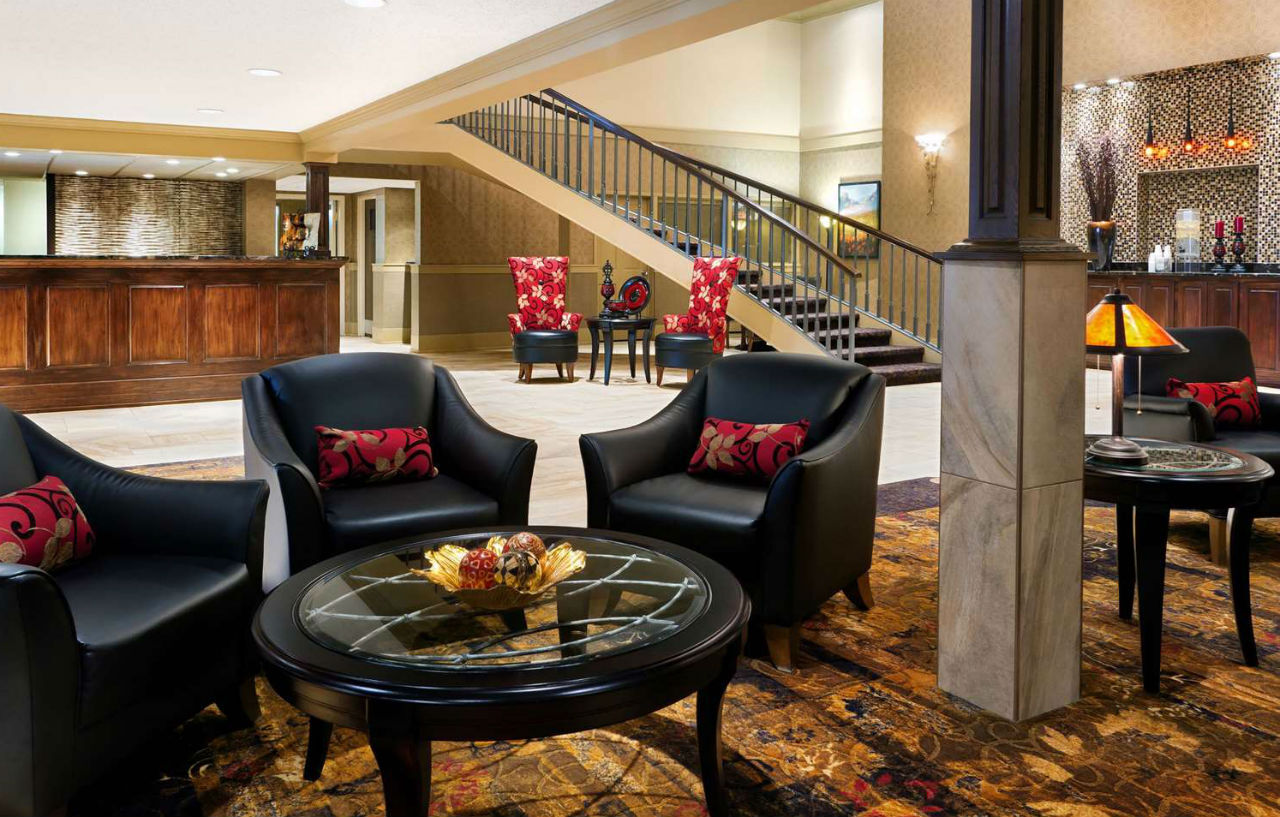 Best Western Plus Ramkota Hotel Sioux Falls Exterior photo